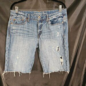 American Eagle "Slouchy" denim bermuda length shorts. Size 8. Like new.